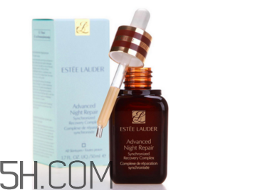 雅诗兰黛小棕瓶适合什么肤质使用,雅诗兰黛小棕瓶适合什么肤质和年龄