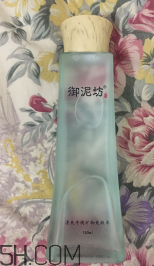御泥坊爽肤水怎么样啊,御泥坊水乳适合油皮吗