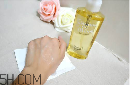 卸妆油正确用法,卸妆油的正确使用