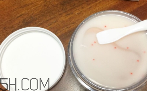 素萃颈霜怎么样,素萃美颈霜真的好用吗 素萃颈霜怎么样,素萃美颈霜真的好用吗