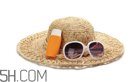 防晒霜使用注意事项,防晒霜正确用法 防晒霜使用注意事项,防晒霜正确用法