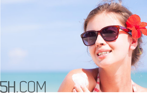 防晒霜怎么看防晒指数和加号,怎么看防晒霜的防晒指数