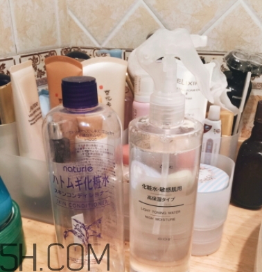 无印良品的化妆水和爽肤水有区别吗,娥佩兰薏仁水和无印良品水哪个好 无印良品的化妆水和爽肤水有区别吗,娥佩兰薏仁水和无印良品水哪个好