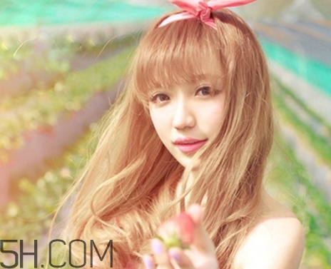 为什么月经期间掉头发掉的多,月经期掉头发怎么回事