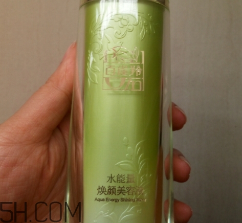 百雀羚爽肤水和柔肤水哪个好,百雀羚爽肤水怎么样