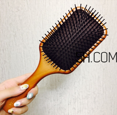 aveda梳子是哪国的,aveda梳子是哪个国家的