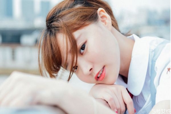 方脸打了瘦脸针后是什么效果,方脸打了瘦脸针后是什么效果图