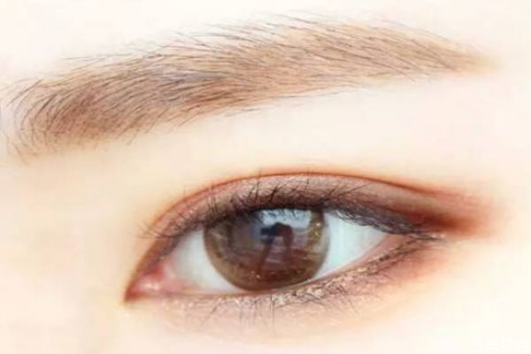 要不要做美瞳线,哪些人不适合做美瞳线 要不要做美瞳线,哪些人不适合做美瞳线