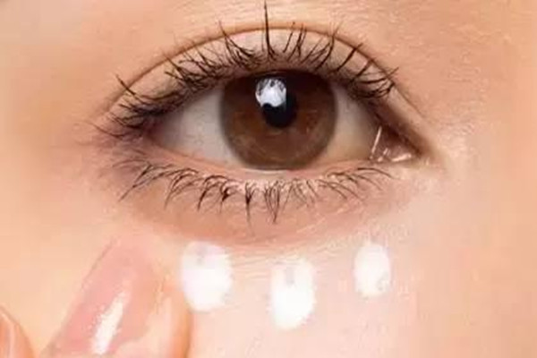 无痕祛眼袋能保持几年,无痕去眼袋能维持多久