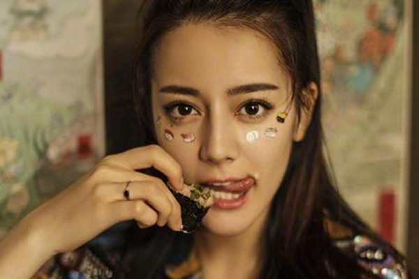 眼睑矫正手术多少钱,眼睑下垂矫正手术多少钱