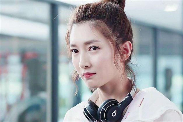 激光去黑眼圈多久才能看到效果,激光去黑眼圈需要多久的时间呢