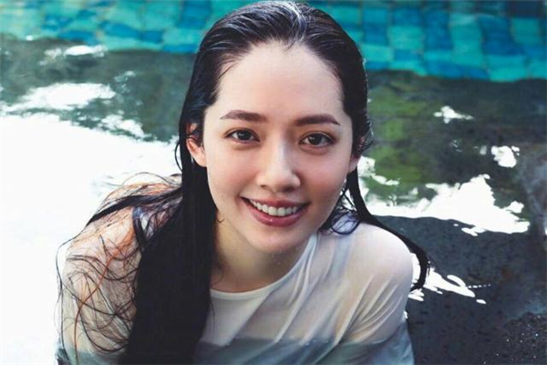 眼膜去黑眼圈,激光去除黑眼圈疼吗