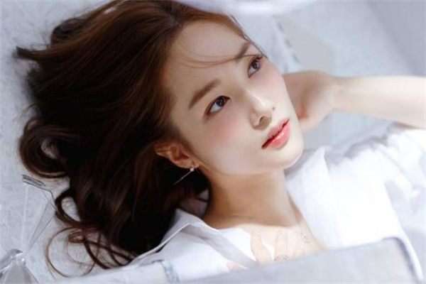 耳软骨垫鼻尖拆线疼吗,耳软骨隆鼻拆线疼吗