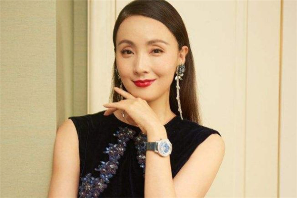 玻尿酸丰眼窝有危险吗,玻尿酸填充眼窝可以维持多久