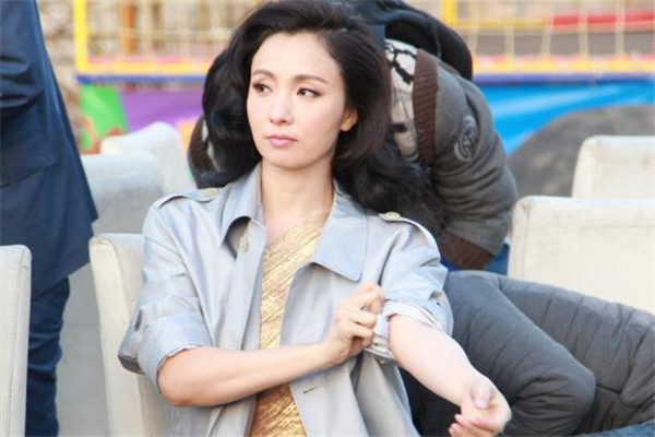 玻尿酸丰眼窝有危险吗,玻尿酸填充上眼窝的效果好不好