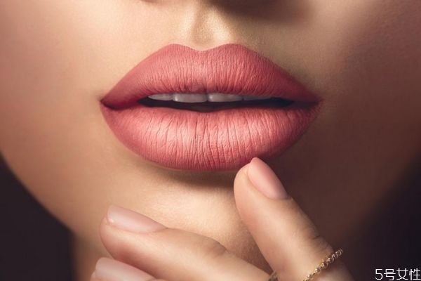 做半永久纹唇好不好,半永久纹唇有什么危害