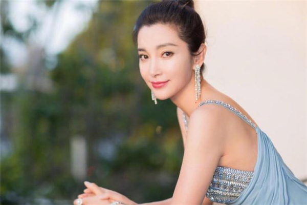 种植美人尖需要多少单位毛囊