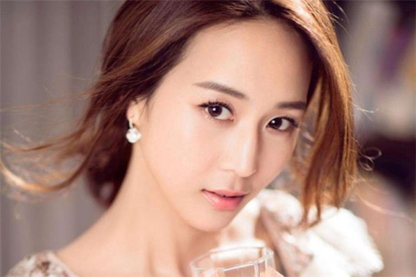 冰点脱唇毛有什么副作用,冰点脱唇毛有什么副作用对身体有害吗