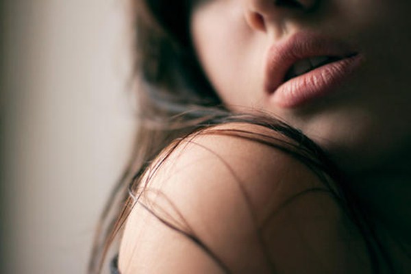 打完嘟嘟唇多久可以涂口红,打完嘟嘟唇第二天可以涂口红吗