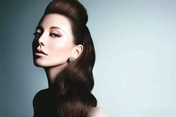 鼻梁不直怎么办,鼻子天生歪斜能矫正吗