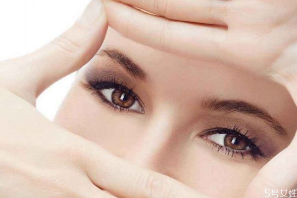 激光眼袋手术一般多少钱,做手术去眼袋得多钱 激光眼袋手术一般多少钱,做手术去眼袋得多钱