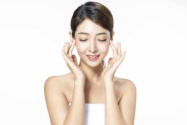 脂肪填充多久可以涂护肤品,脂肪填充多久可以护肤