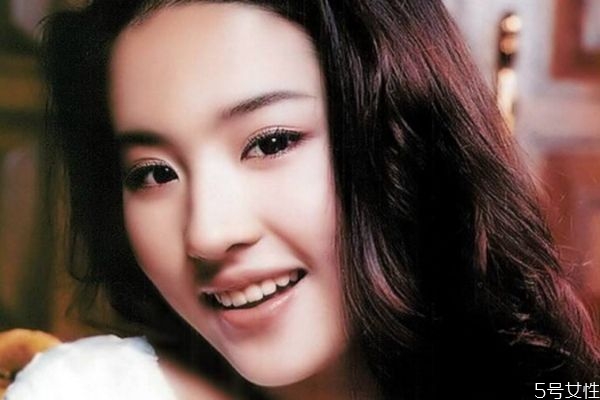 鼻孔大是什么原因造成的,什么原因会导致鼻孔变大