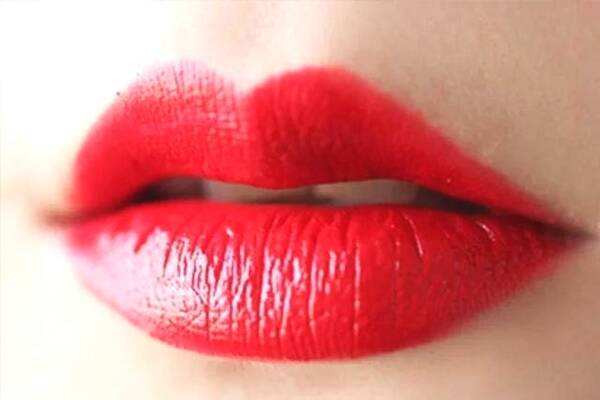 嘴型不好看怎么办可以整形,嘴唇不好看怎么改善
