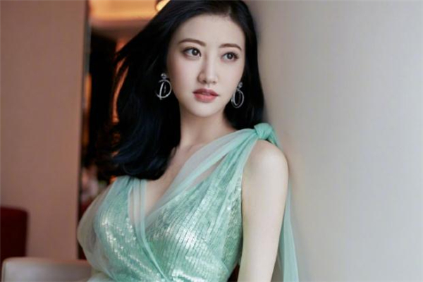 玻尿酸丰眼窝有危险吗,眼窝玻尿酸填充 玻尿酸丰眼窝有危险吗,眼窝玻尿酸填充