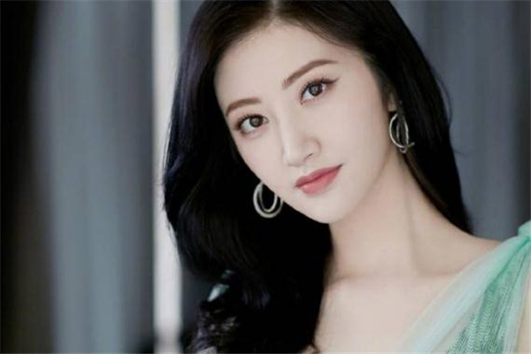 眼部抽脂后眼皮变松弛怎么办,上眼皮抽脂后眼皮松弛下垂怎么办