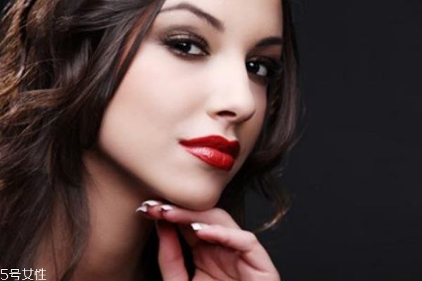 填充鼻基底效果图,填鼻基底的效果图