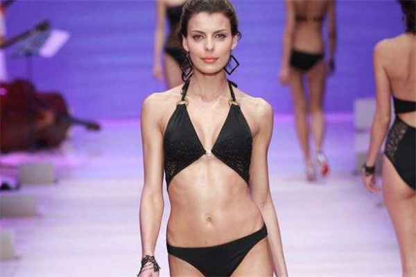 副乳手术是微创好还是开刀好,腋下副乳切除是微创还是开刀 副乳手术是微创好还是开刀好,腋下副乳切除是微创还是开刀