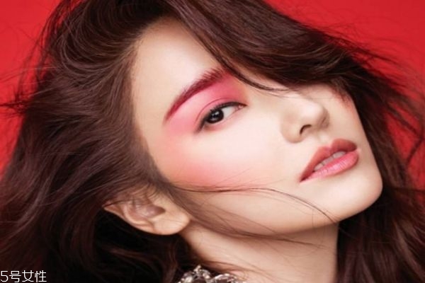 肿眼泡一定要做手术吗,肿眼泡手术前后图片