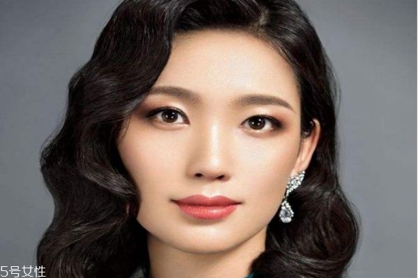 肿泡眼特征,肿眼泡的4种类型 肿泡眼特征,肿眼泡的4种类型