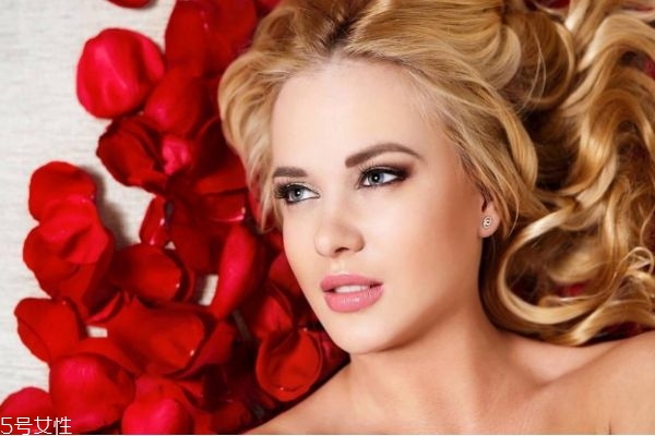 面部吸脂后凹凸不平多久可以恢复,脸部吸脂一般多久可以恢复