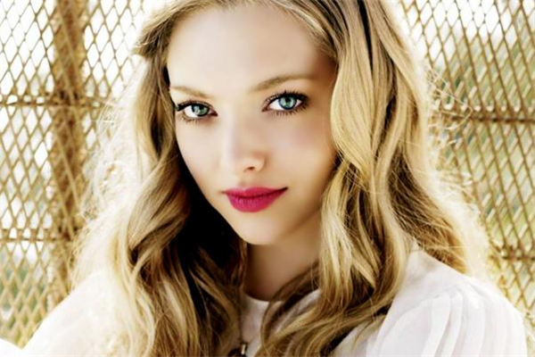 耳软骨垫鼻尖发红正常吗,耳软骨垫鼻尖一直红