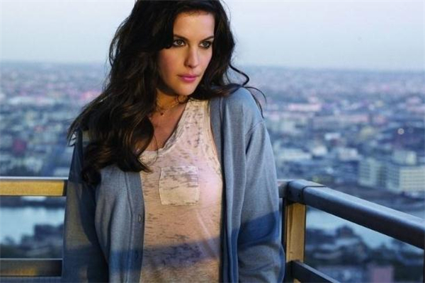 耳软骨垫鼻尖轻微碰撞会塌吗,耳软骨鼻尖被撞会塌吗