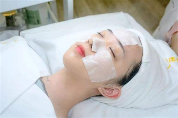 洗脸小气泡有什么用,洗脸做小气泡好不好