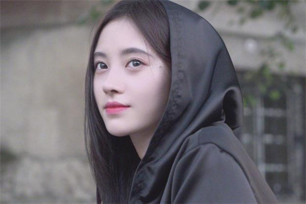 唇珠是硬的怎么办,丰唇硬块会消失吗