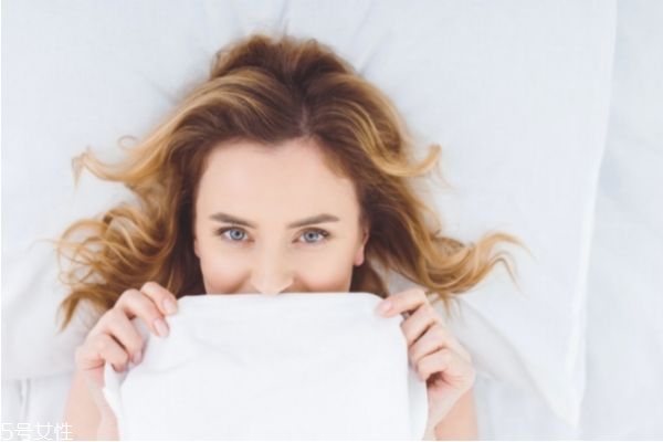 激光祛痘印后悔死了,激光祛痘疤后悔死了