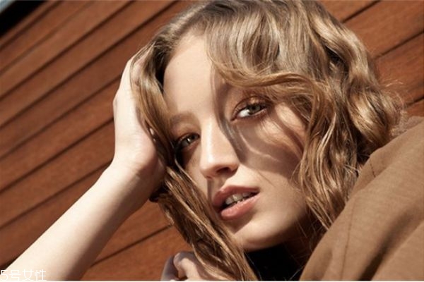 肿眼泡消除手术怎么做,去肿眼泡手术前后图片