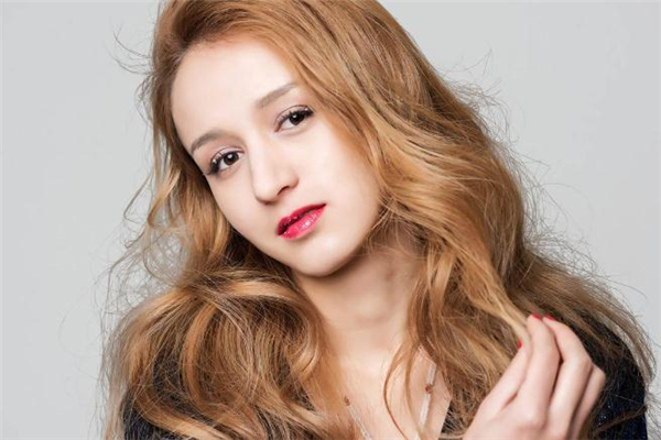 黑脸娃娃收缩毛孔效果好吗,黑脸娃娃能收缩毛孔吗