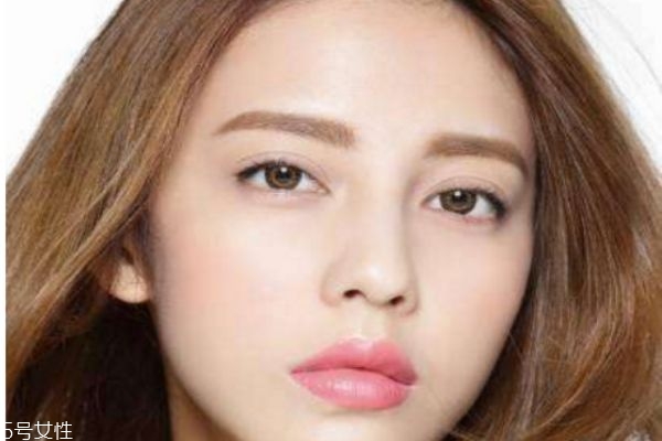 激光洗眉后的红印怎样能快速消除,激光洗眉毛后留下的红印怎么办