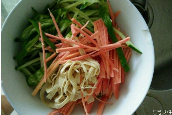 凉拌三丝是哪三丝,凉拌三丝是什么