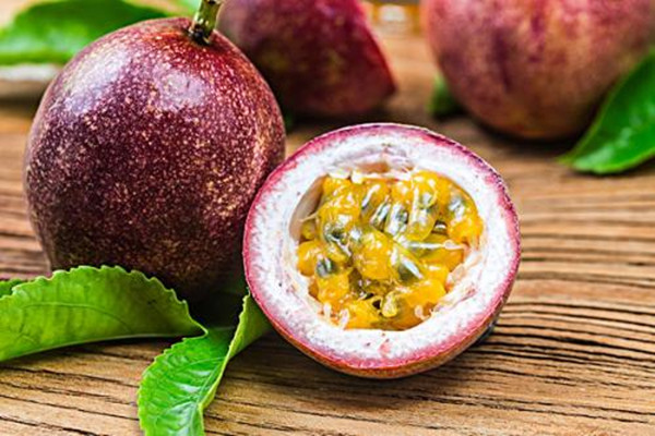 百香果干的好还是新鲜的好,百香果干吃了有什么好处 百香果干的好还是新鲜的好,百香果干吃了有什么好处