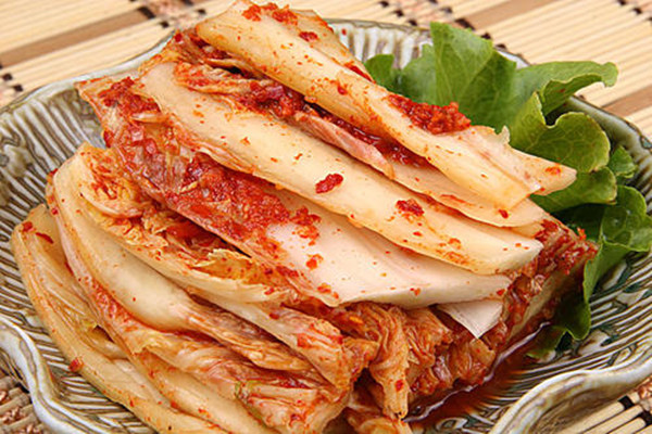 辣白菜用放在冰箱储存么,辣白菜放冰箱里冷藏可以放多久 辣白菜用放在冰箱储存么,辣白菜放冰箱里冷藏可以放多久