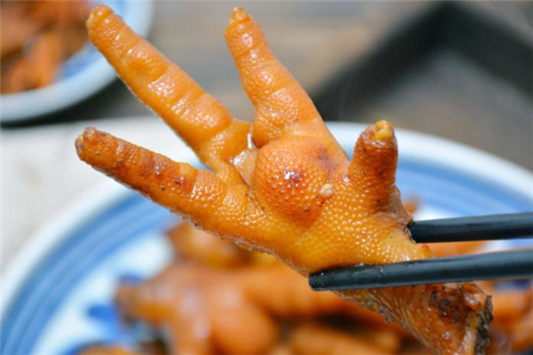 孕妇吃卤鸡爪对胎儿有什么影响,孕妇吃卤鸡爪对胎儿有危害吗