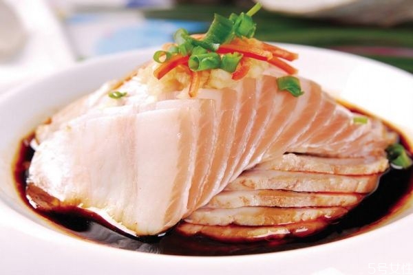 白肉的好处,所谓的白肉有哪些呢 白肉的好处,所谓的白肉有哪些呢