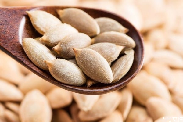 吃南瓜籽有啥好处?,南瓜籽有什么妙用