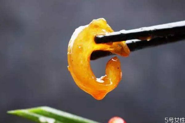 牛筋不能和什么一起吃吗,牛板筋不能和什么一起吃